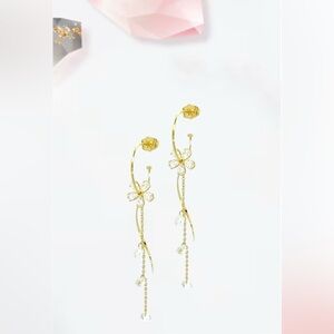 Clear Flower Earrings 14k laminated gold